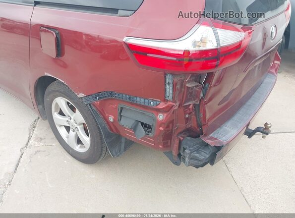 5TDKZ3DC0HS774455 2017 TOYOTA SIENNA Maroon 