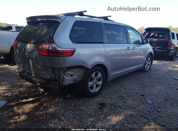 5TDKZ3DC0HS864589 2017 TOYOTA SIENNA Серебряный Задняя правая четверть