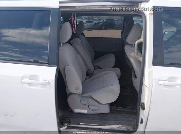 5TDKZ3DC1HS793502 2017 TOYOTA SIENNA White Вид наклейки з VIN-кодом