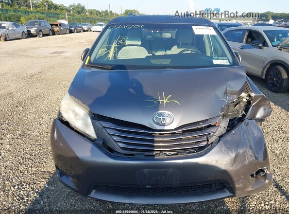 5TDKZ3DC1HS839703 2017 TOYOTA SIENNA Gray Սարքավորումների վահանակի տեսք