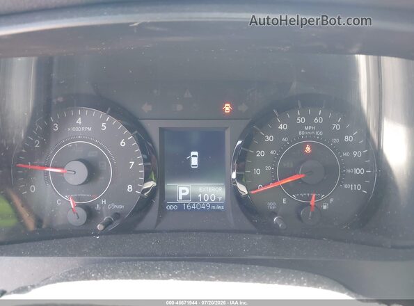 5TDKZ3DC1HS884981 2017 TOYOTA SIENNA Серебряный Вид задних сидений