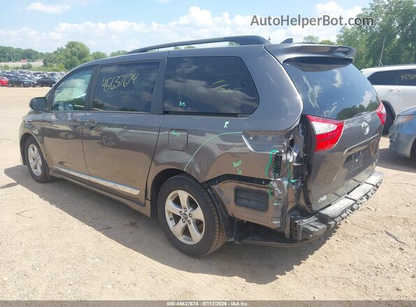 5TDKZ3DC1JS958731 2018 TOYOTA SIENNA Коричневый Задняя левая четверть