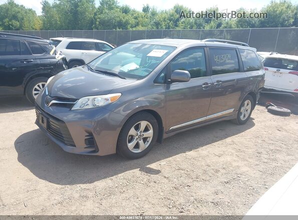5TDKZ3DC1JS958731 2018 TOYOTA SIENNA Коричневый Передняя левая четверть