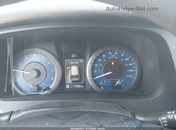 5TDKZ3DC1JS958731 2018 TOYOTA SIENNA Коричневый Вид задних сидений
