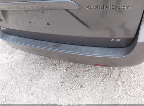 5TDKZ3DC2HS836017 2017 TOYOTA SIENNA Silver წინა ხედი