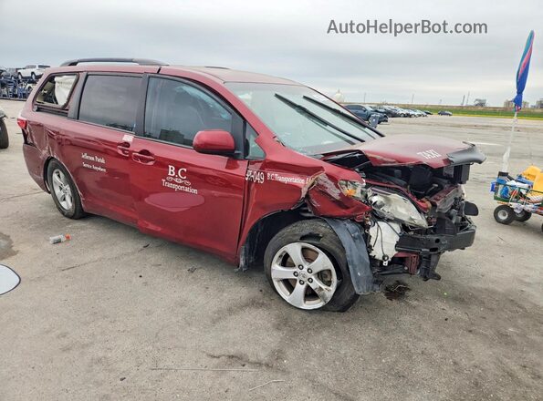 5TDKZ3DC3HS769041 2017 TOYOTA SIENNA Burgundy Front right
