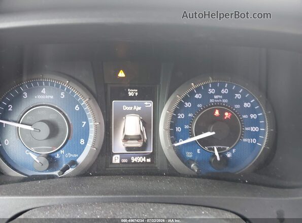 5TDKZ3DC3JS938349 2018 TOYOTA SIENNA Silver Widok tylnych siedzeń