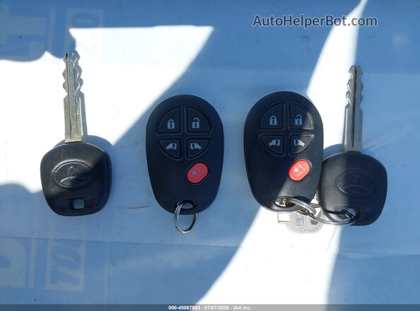 5TDKZ3DC3KS016052 2019 TOYOTA SIENNA Silver Вид панелі приладів