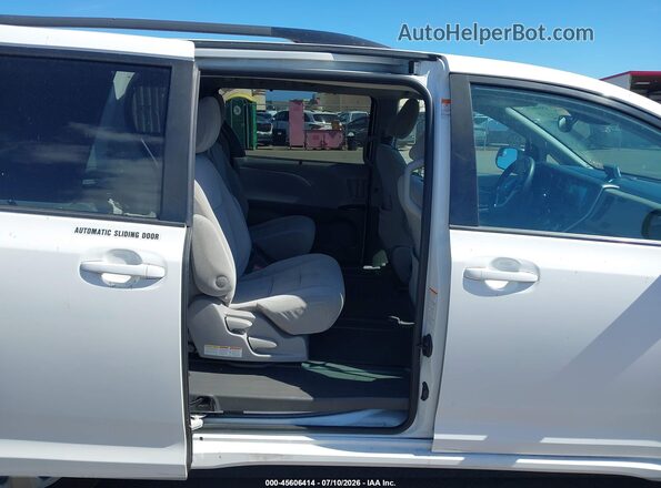5TDKZ3DC4LS054181 2020 TOYOTA SIENNA White Вид наклейки з VIN-кодом