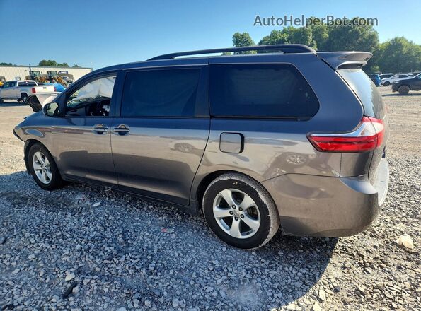 5TDKZ3DC5HS791879 2017 TOYOTA SIENNA Gray Trasero izquierdo