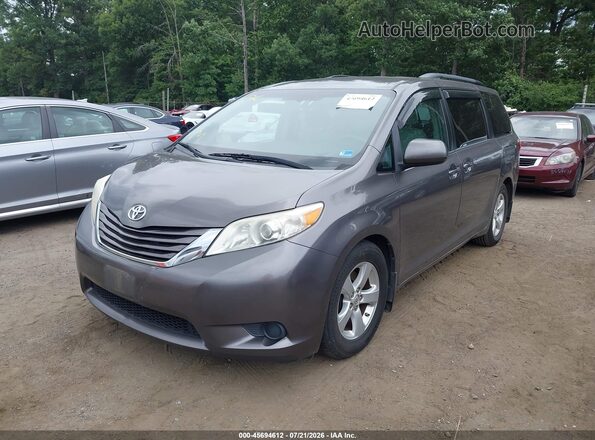 5TDKZ3DC7HS772377 2017 TOYOTA SIENNA Gray Передня ліва чверть