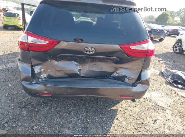 5TDKZ3DC7HS874178 2017 TOYOTA SIENNA Tan Widok z przodu