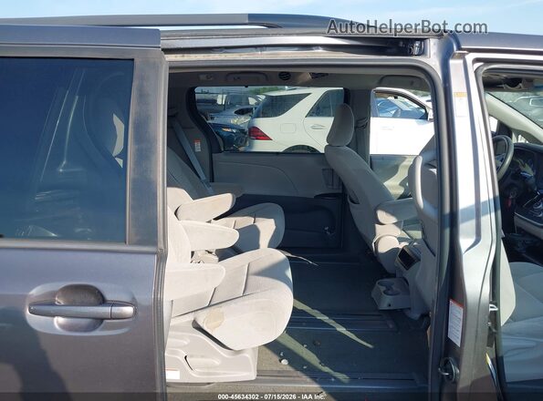 5TDKZ3DC7HS874178 2017 TOYOTA SIENNA Tan Widok naklejki z numerem VIN