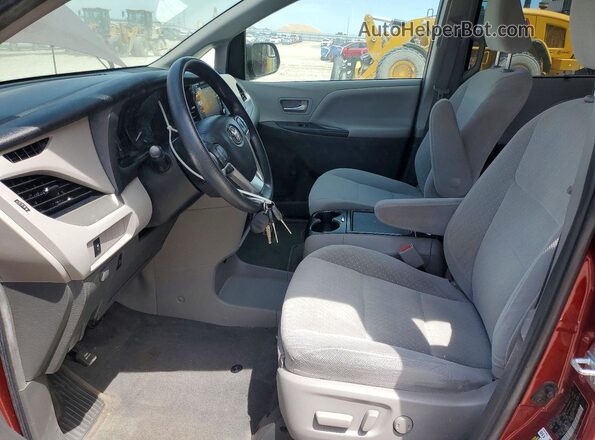 5TDKZ3DC8JS938587 2018 TOYOTA SIENNA Maroon Սալոնի դիմացի տեսք