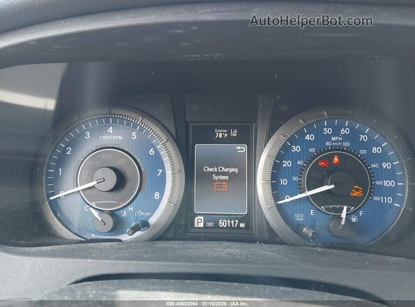 5TDKZ3DC8JS955308 2018 TOYOTA SIENNA Silver Вид задніх сидінь