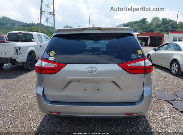 5TDKZ3DC8JS955308 2018 TOYOTA SIENNA Silver 