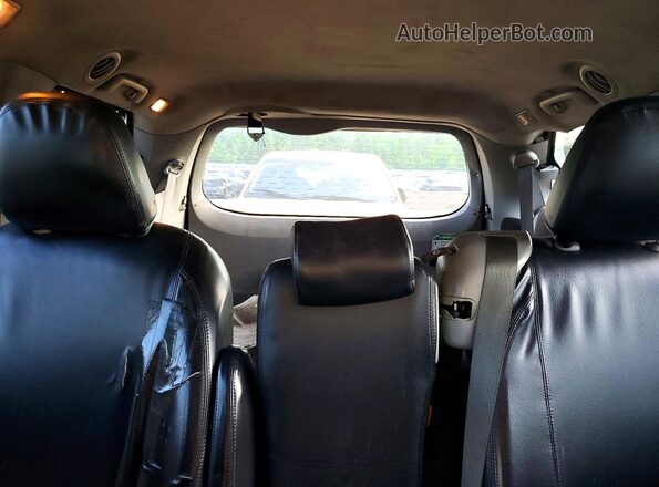 5TDKZ3DCXHS877415 2017 TOYOTA SIENNA Yellow უკანა სავარძლების ხედი