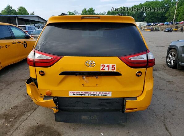 5TDKZ3DCXHS877415 2017 TOYOTA SIENNA Yellow უკანა ხედი