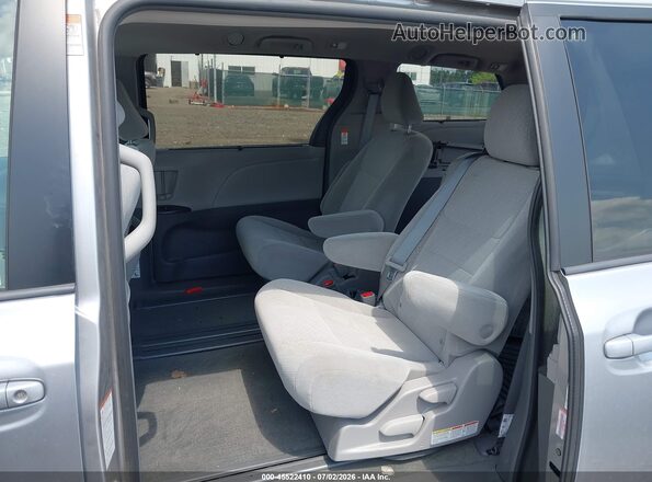 5TDKZ3DCXJS927512 2018 TOYOTA SIENNA Серебряный Вид наклейки с VIN-кодом