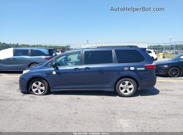 5TDKZ3DCXJS941037 2018 TOYOTA SIENNA Blue Սալոնի 360 աստիճան տեսք
