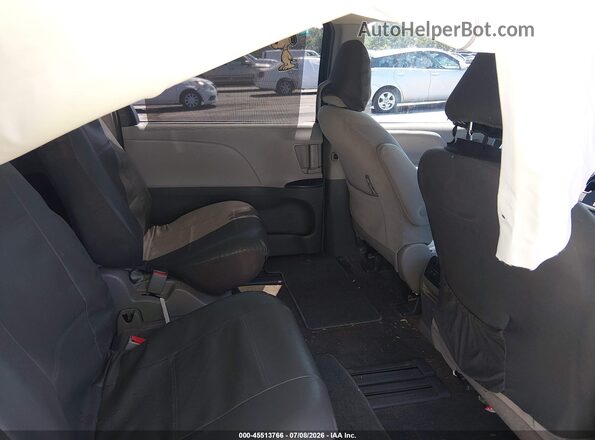 5TDKZ3DCXJS941037 2018 TOYOTA SIENNA Blue VIN կոդի պիտակի տեսք