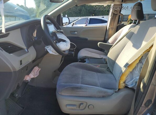 5TDKZ3DCXJS953253 2018 TOYOTA SIENNA Gray Սալոնի դիմացի տեսք