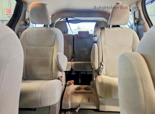 5TDKZ3DCXLS055139 2020 TOYOTA SIENNA Gray Հետևի նստատեղերի տեսք