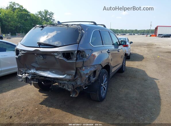 5TDKZRFH0HS515329 2017 TOYOTA HIGHLANDER Gray Rear right