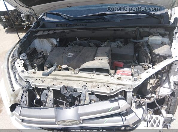 5TDKZRFH0JS544335 2018 TOYOTA HIGHLANDER White Widok z tyłu