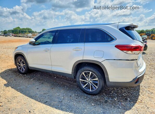 5TDKZRFH0KS338742 2019 TOYOTA HIGHLANDER White Trasero izquierdo
