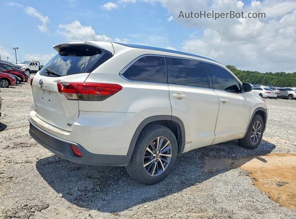 5TDKZRFH1HS519857 2017 TOYOTA HIGHLANDER White Trasero derecho