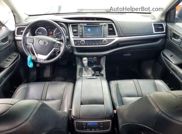 5TDKZRFH1JS541847 2018 TOYOTA HIGHLANDER White Widok deski rozdzielczej