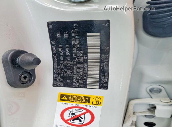 5TDKZRFH1JS541847 2018 TOYOTA HIGHLANDER White Widok naklejki z numerem VIN