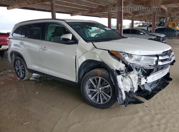 5TDKZRFH1KS569102 2019 TOYOTA HIGHLANDER Белый Передняя правая четверть