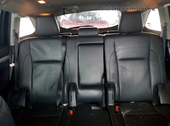 5TDKZRFH1KS569102 2019 TOYOTA HIGHLANDER Белый Вид задних сидений