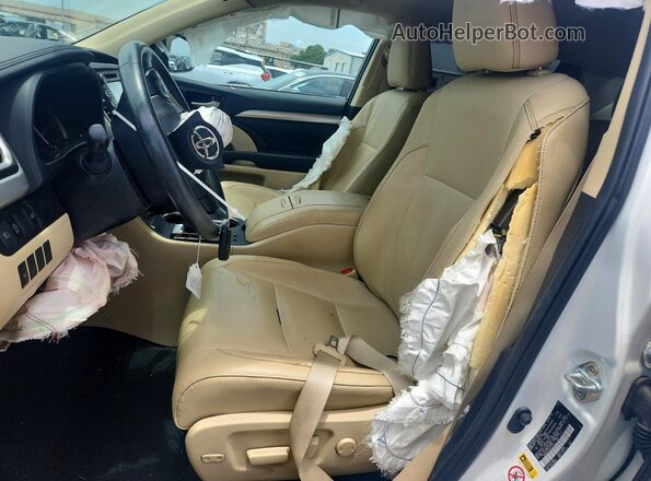 5TDKZRFH1KS574672 2019 TOYOTA HIGHLANDER White Սալոնի դիմացի տեսք