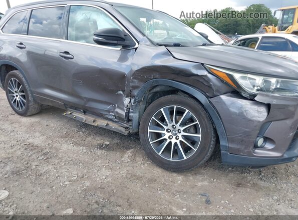 5TDKZRFH2HS508902 2017 TOYOTA HIGHLANDER Gray Widok z przodu