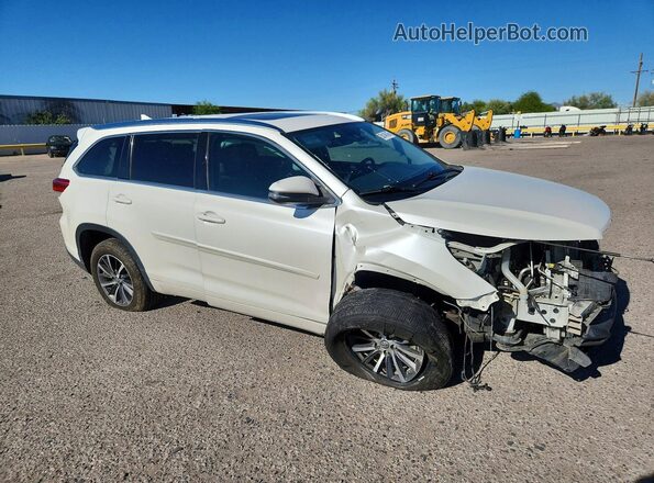 5TDKZRFH2HS517941 2017 TOYOTA HIGHLANDER White Առջևի աջ
