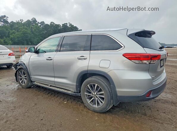 5TDKZRFH2JS538097 2018 TOYOTA HIGHLANDER Silver Rear left