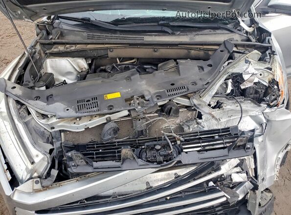 5TDKZRFH2JS538097 2018 TOYOTA HIGHLANDER Silver Engine compartment view