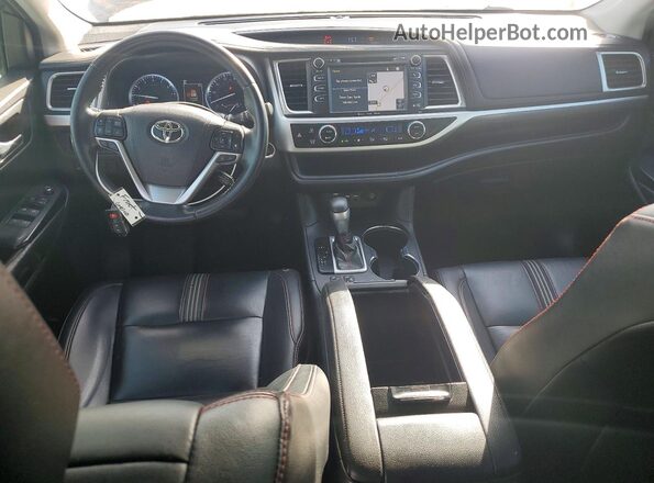 5TDKZRFH2KS326446 2019 TOYOTA HIGHLANDER Gray Vista del salpicadero