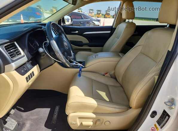 5TDKZRFH2KS369457 2019 TOYOTA HIGHLANDER White Vista interior delantera