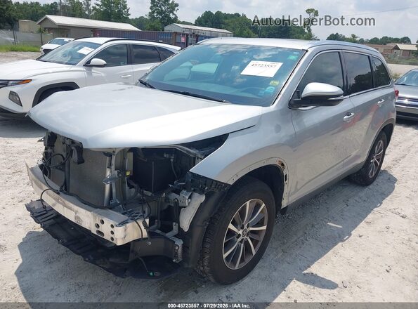 5TDKZRFH2KS561316 2019 TOYOTA HIGHLANDER Gray Передня ліва чверть