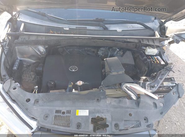 5TDKZRFH2KS570713 2019 TOYOTA HIGHLANDER Gray Вид ззаду