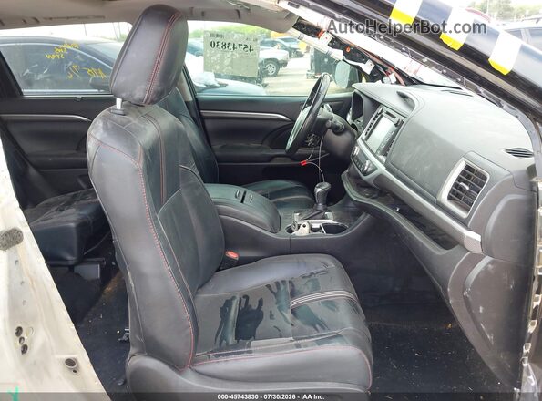 5TDKZRFH2KS573420 2019 TOYOTA HIGHLANDER Black Widok wnętrza z przodu