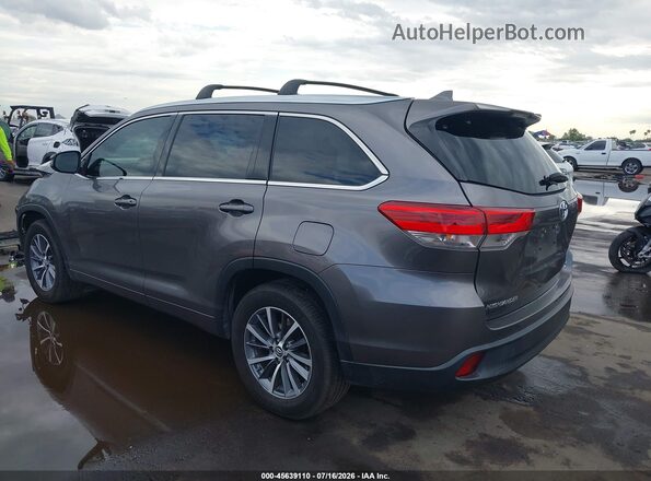 5TDKZRFH4JS547612 2018 TOYOTA HIGHLANDER Gray Rear left