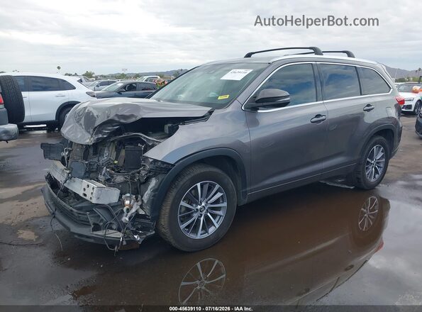 5TDKZRFH4JS547612 2018 TOYOTA HIGHLANDER Gray Front left