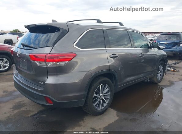 5TDKZRFH4JS547612 2018 TOYOTA HIGHLANDER Gray Rear right