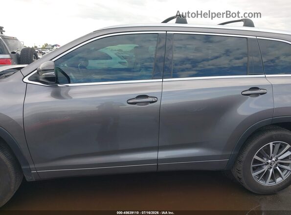 5TDKZRFH4JS547612 2018 TOYOTA HIGHLANDER Gray 
