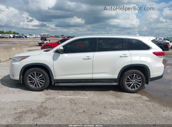 5TDKZRFH4KS316971 2019 TOYOTA HIGHLANDER White Widok wnętrza 360 stopni